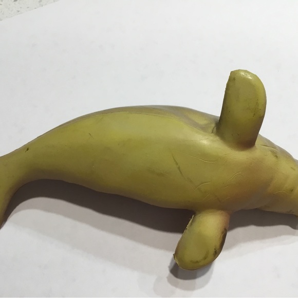Vintage AAA Rubber Manatee toy from the 1990’s - Picture 4 of 7